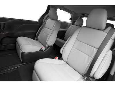 2015 Toyota Sienna XLE 8 Passenger