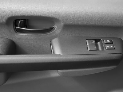2016 Nissan NV Passenger SL