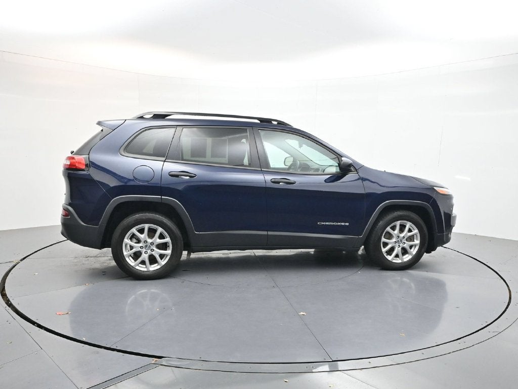 2016 Jeep Cherokee Sport
