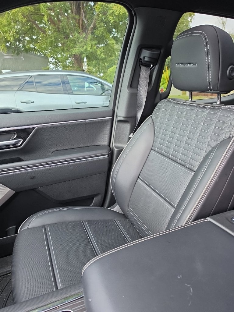 2025 GMC Sierra EV Denali