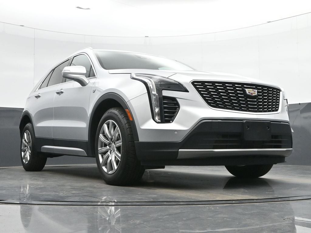 2022 Cadillac XT4 Premium Luxury