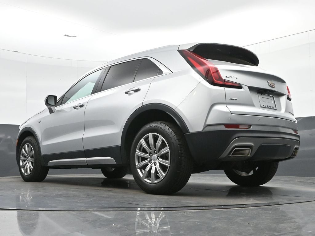 2022 Cadillac XT4 Premium Luxury