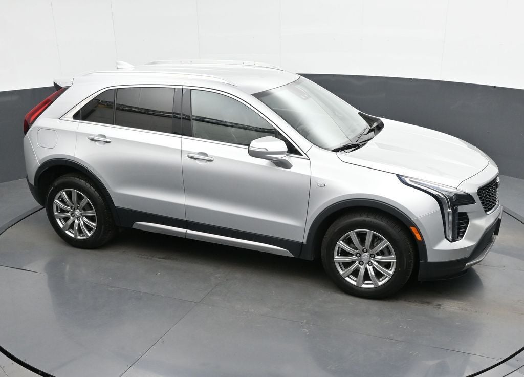 2022 Cadillac XT4 Premium Luxury