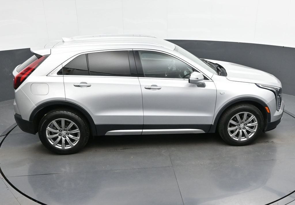 2022 Cadillac XT4 Premium Luxury