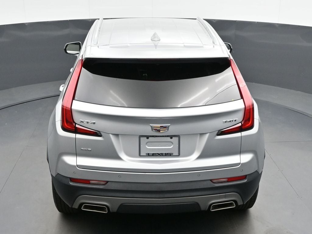 2022 Cadillac XT4 Premium Luxury