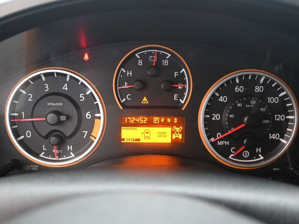 2010 Nissan Titan SE