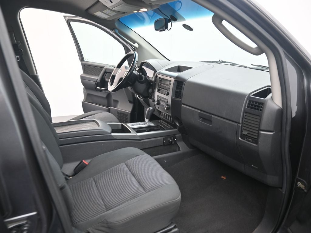 2010 Nissan Titan SE