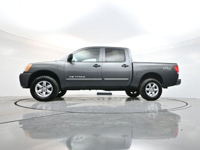 2010 Nissan Titan SE