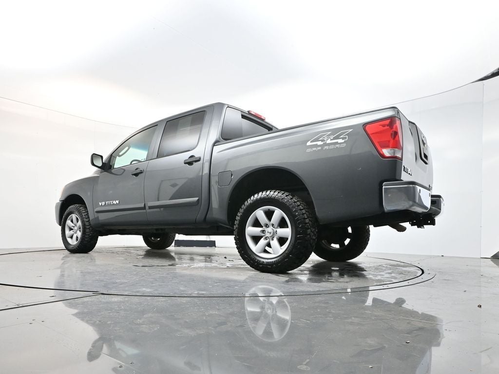 2010 Nissan Titan SE