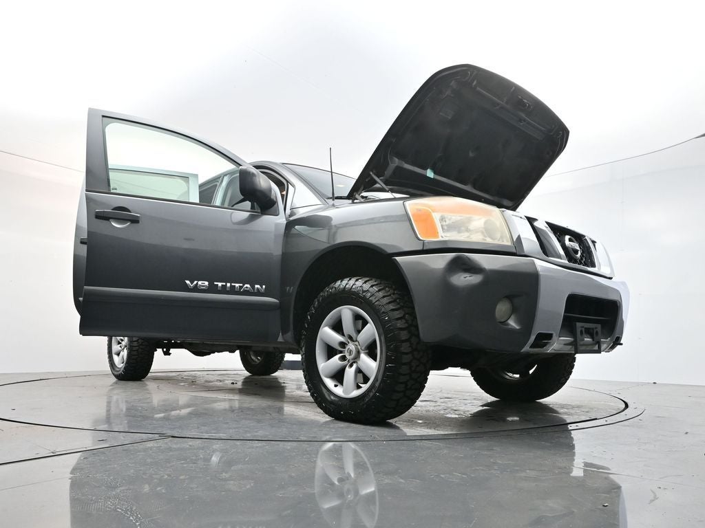 2010 Nissan Titan SE