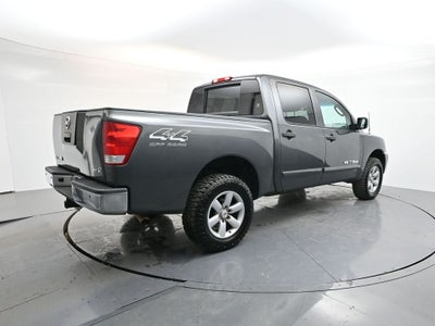 2010 Nissan Titan SE