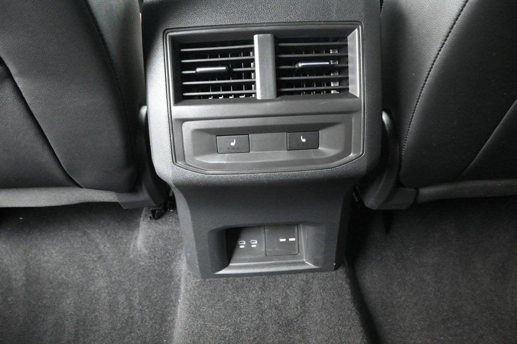2022 Volkswagen Atlas Cross Sport 3.6L V6 SEL Premium R-Line