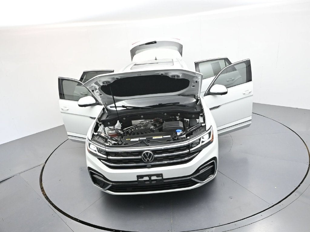 2022 Volkswagen Atlas Cross Sport 3.6L V6 SEL Premium R-Line
