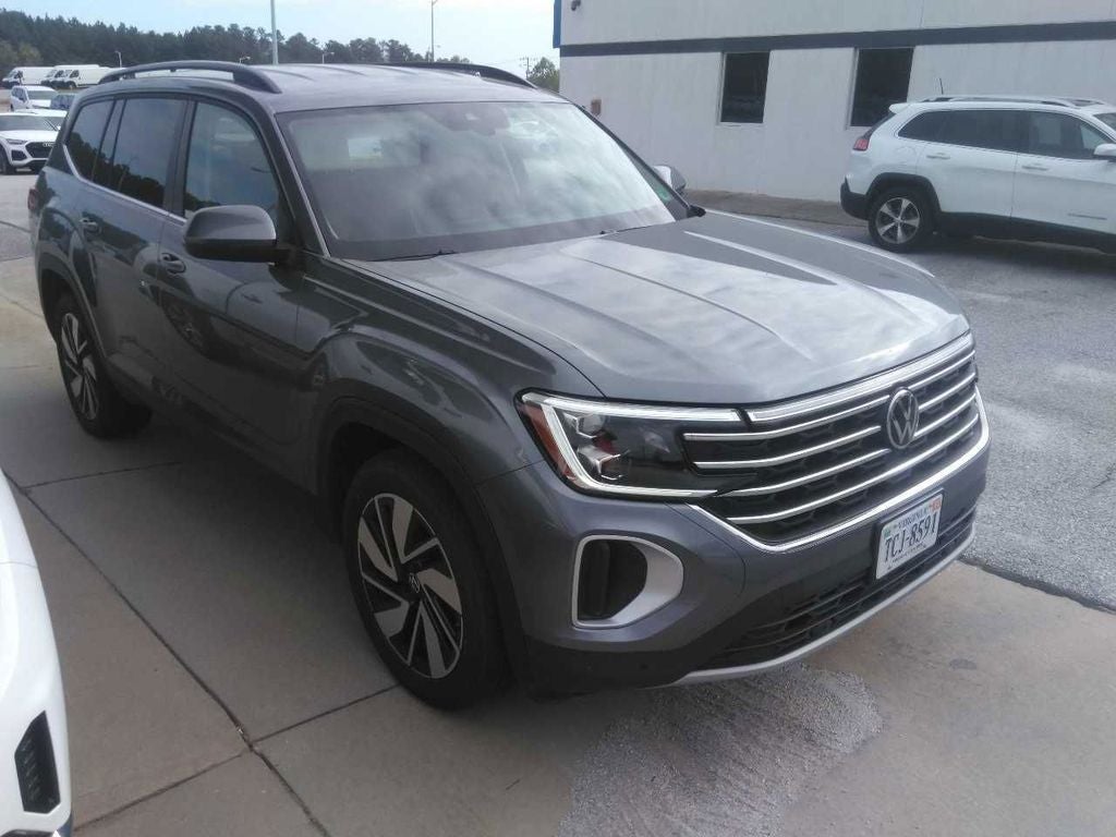 2024 Volkswagen Atlas 2.0T SE w/Technology