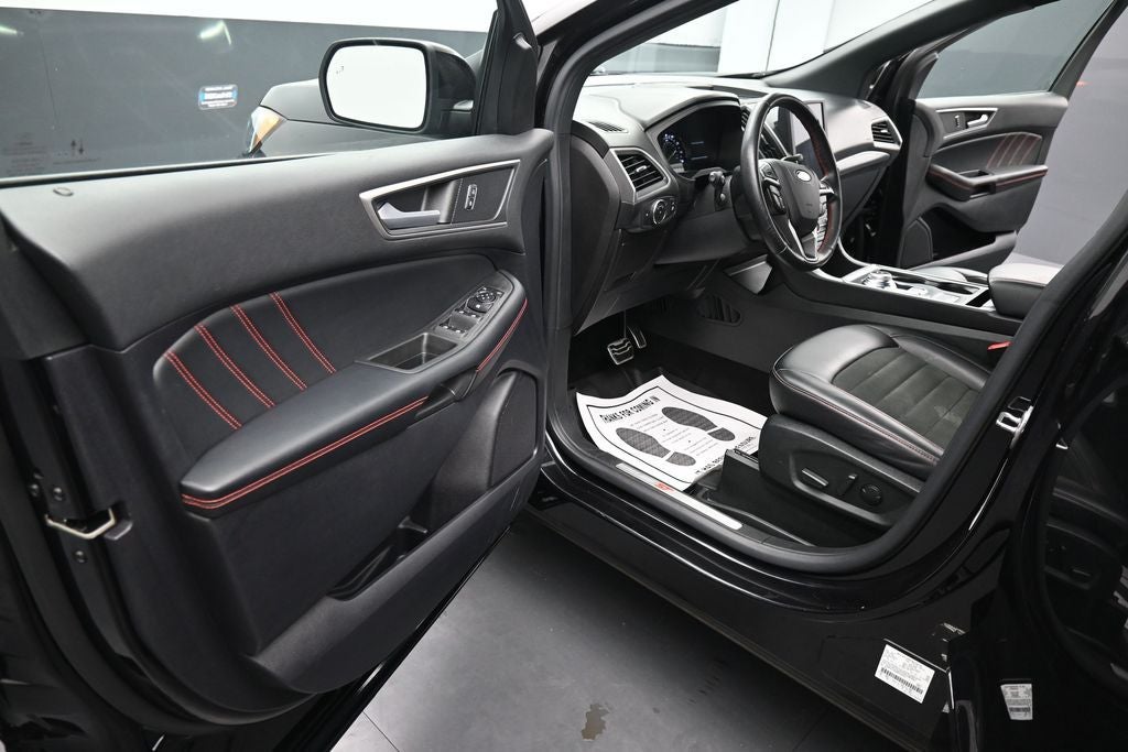2022 Ford Edge ST Line