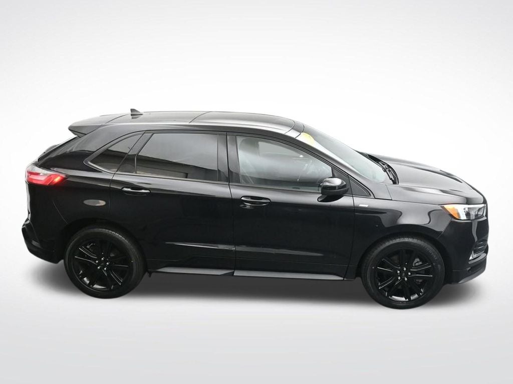 2022 Ford Edge ST Line
