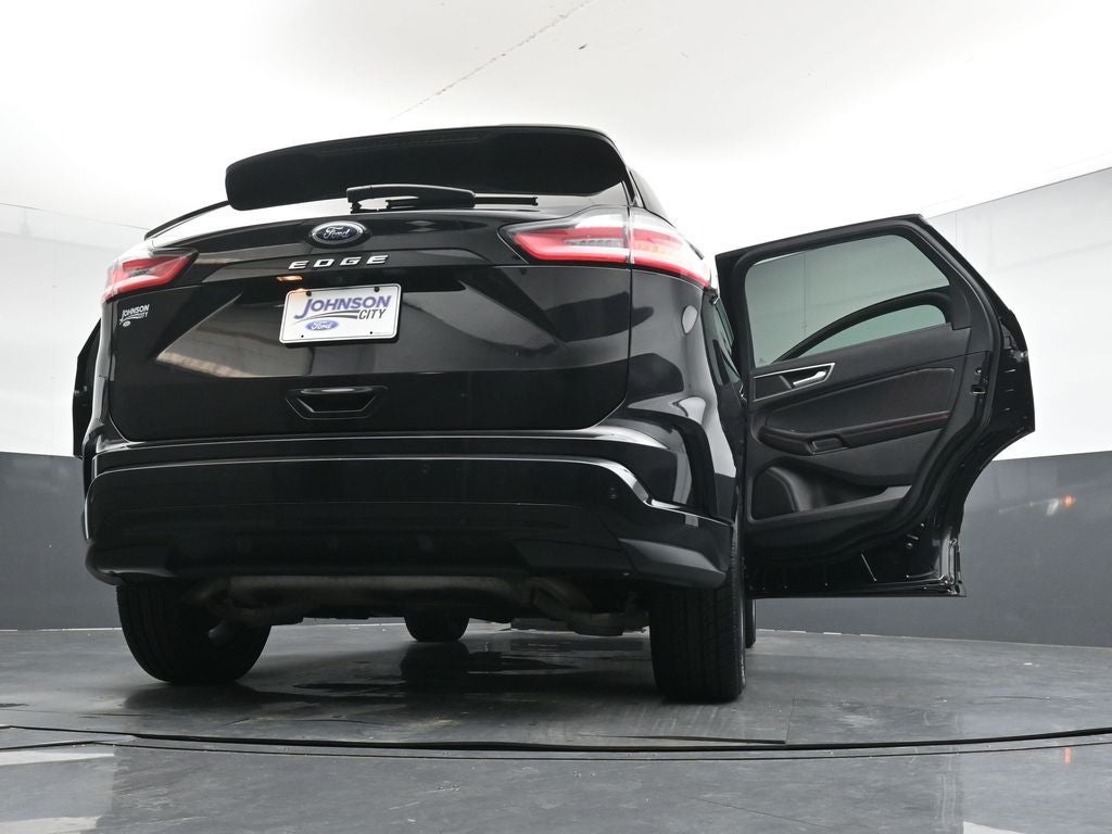 2022 Ford Edge ST Line