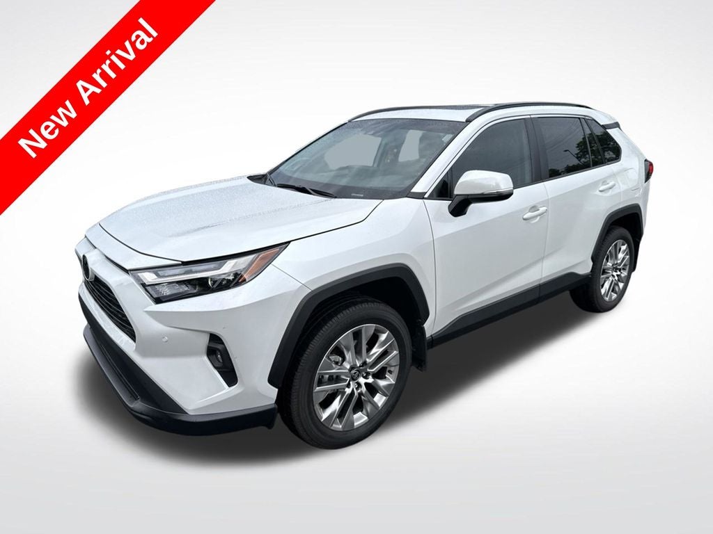 2025 Toyota RAV4 XLE Premium