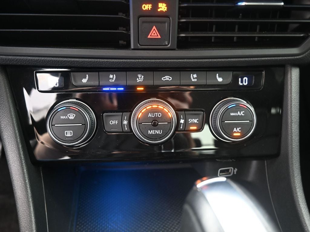 2019 Volkswagen Jetta SEL Premium