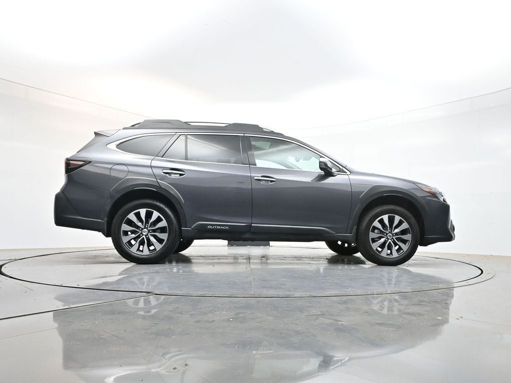 2023 Subaru Outback Touring