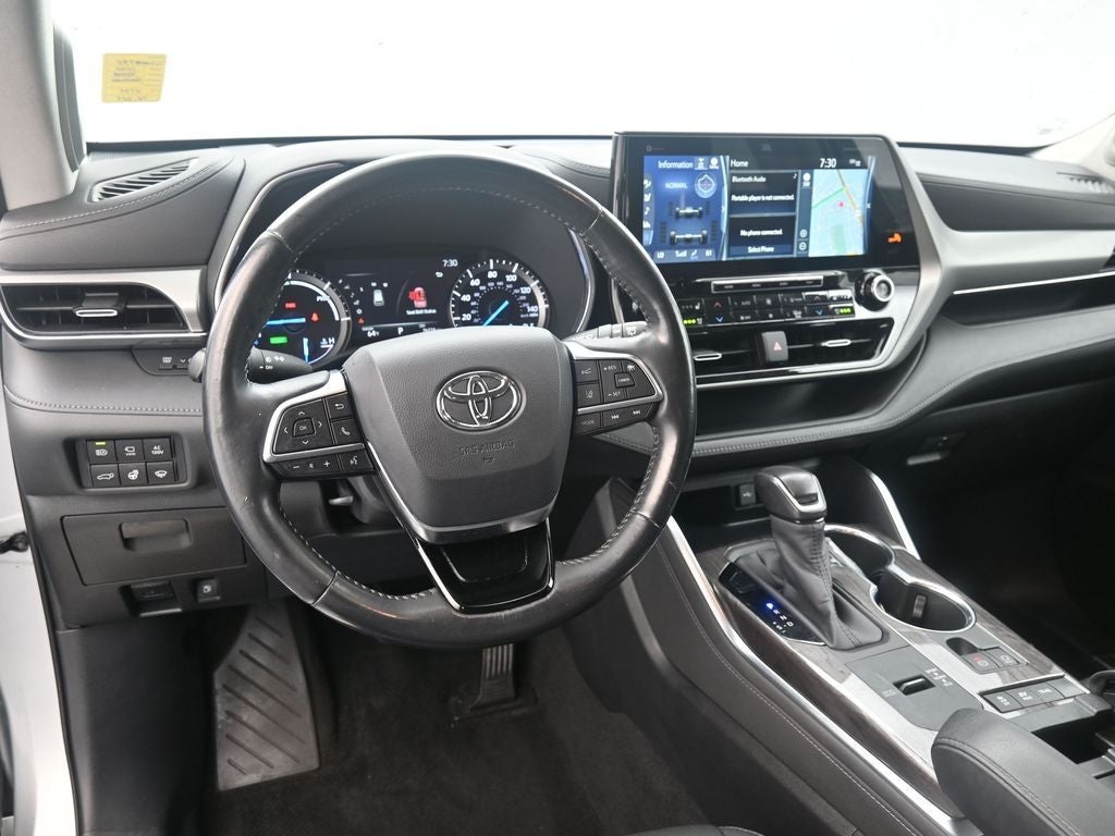 2020 Toyota Highlander Hybrid Platinum