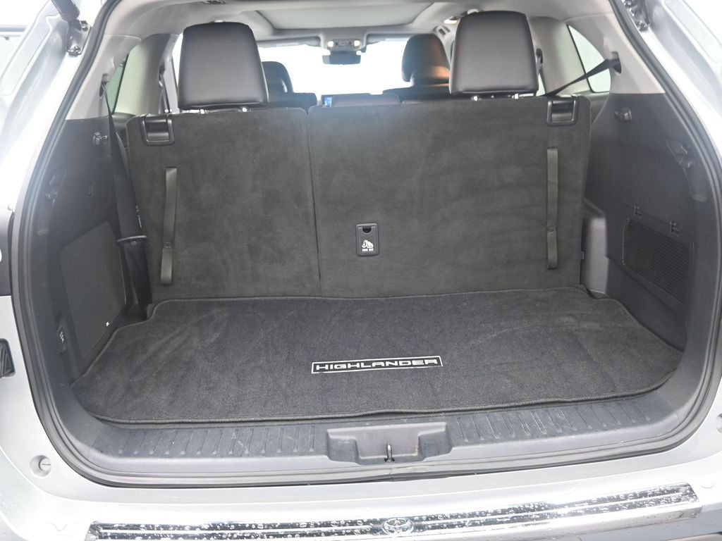 2020 Toyota Highlander Hybrid Platinum