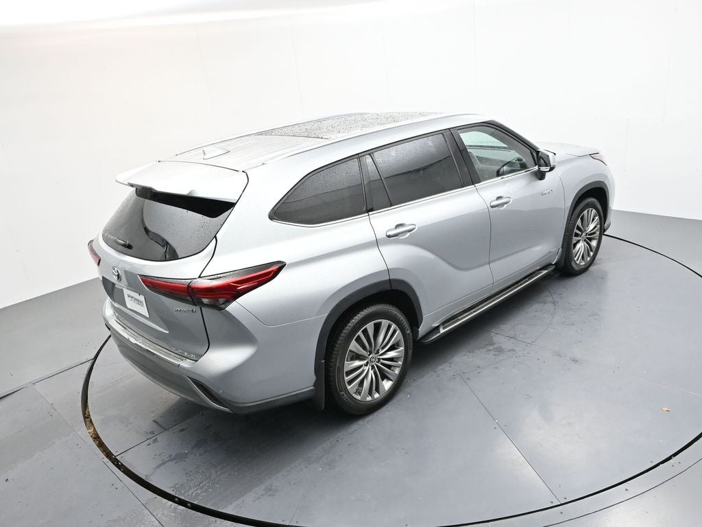 2020 Toyota Highlander Hybrid Platinum