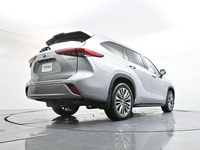 2020 Toyota Highlander Hybrid Platinum