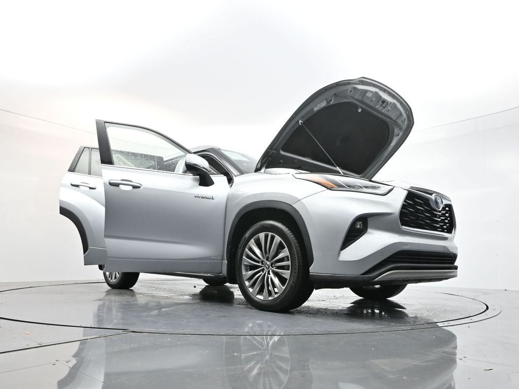 2020 Toyota Highlander Hybrid Platinum