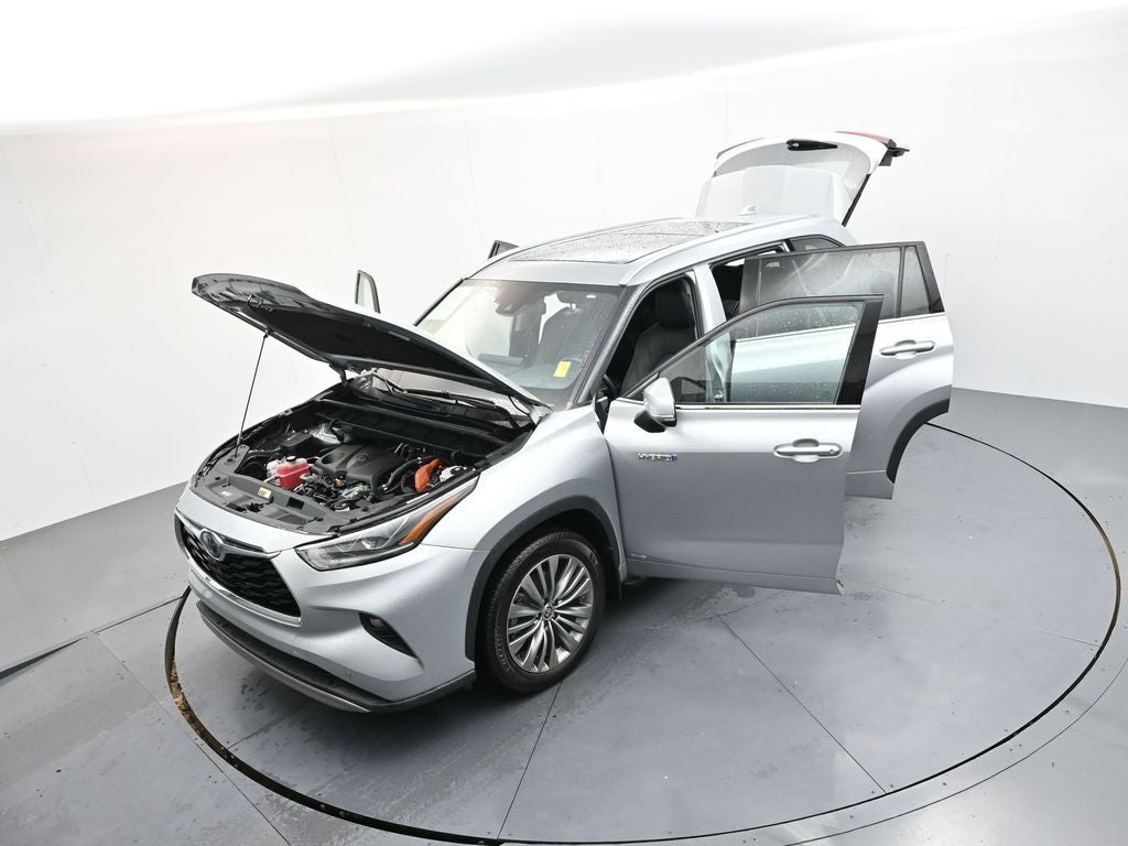 2020 Toyota Highlander Hybrid Platinum