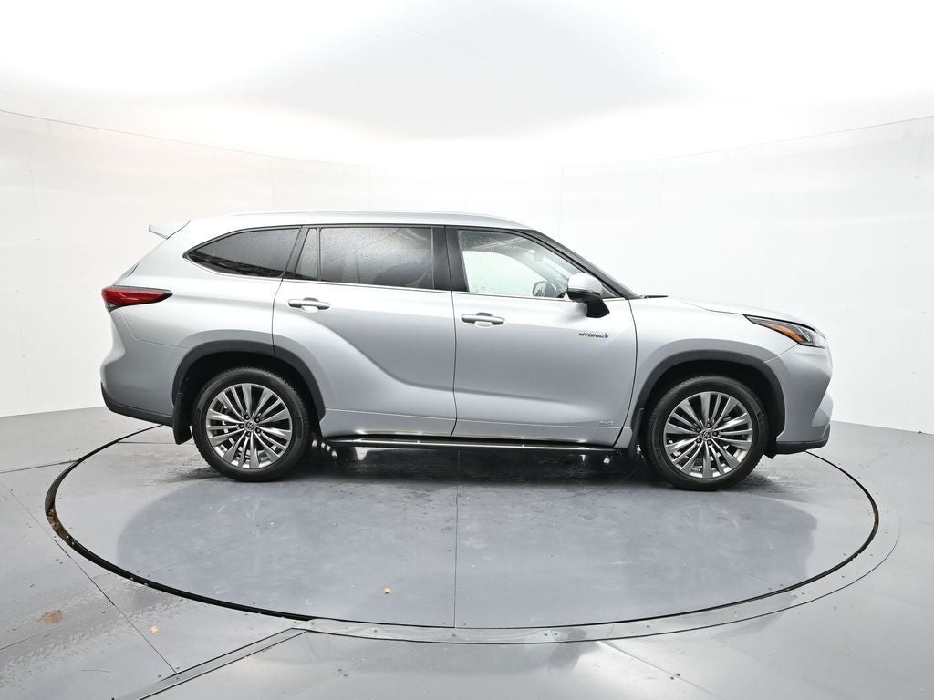 2020 Toyota Highlander Hybrid Platinum