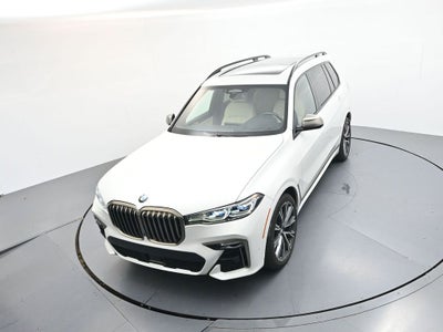 2022 BMW X7 M50i