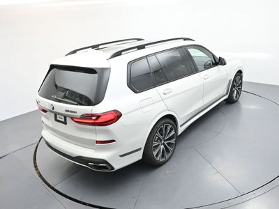 2022 BMW X7 M50i
