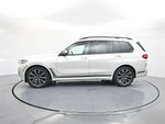 2022 BMW X7 M50i