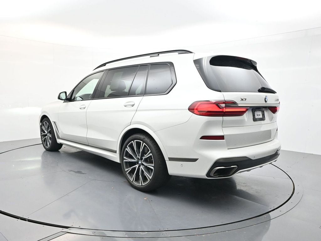2022 BMW X7 M50i