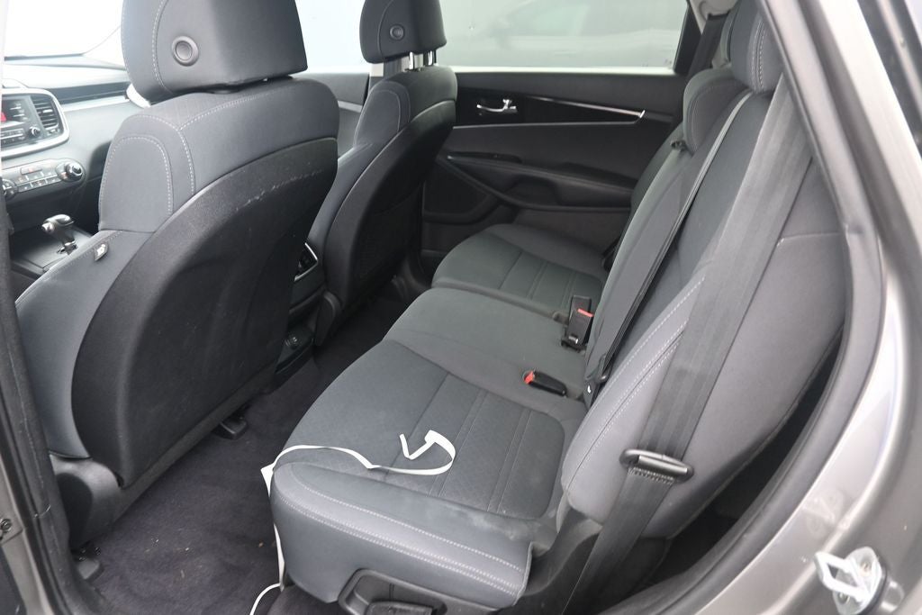 2017 Kia Sorento L