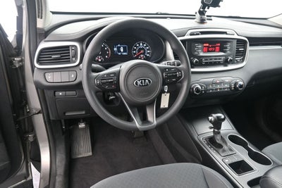 2017 Kia Sorento L