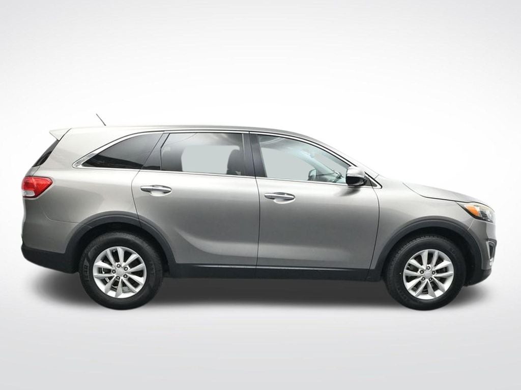 2017 Kia Sorento L