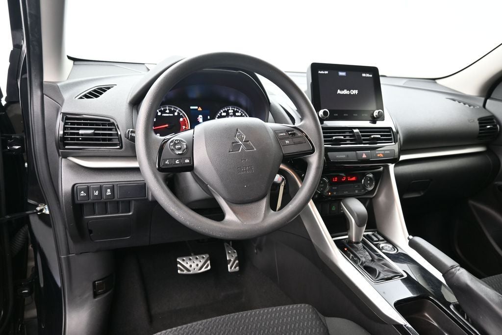 2022 Mitsubishi Eclipse Cross LE