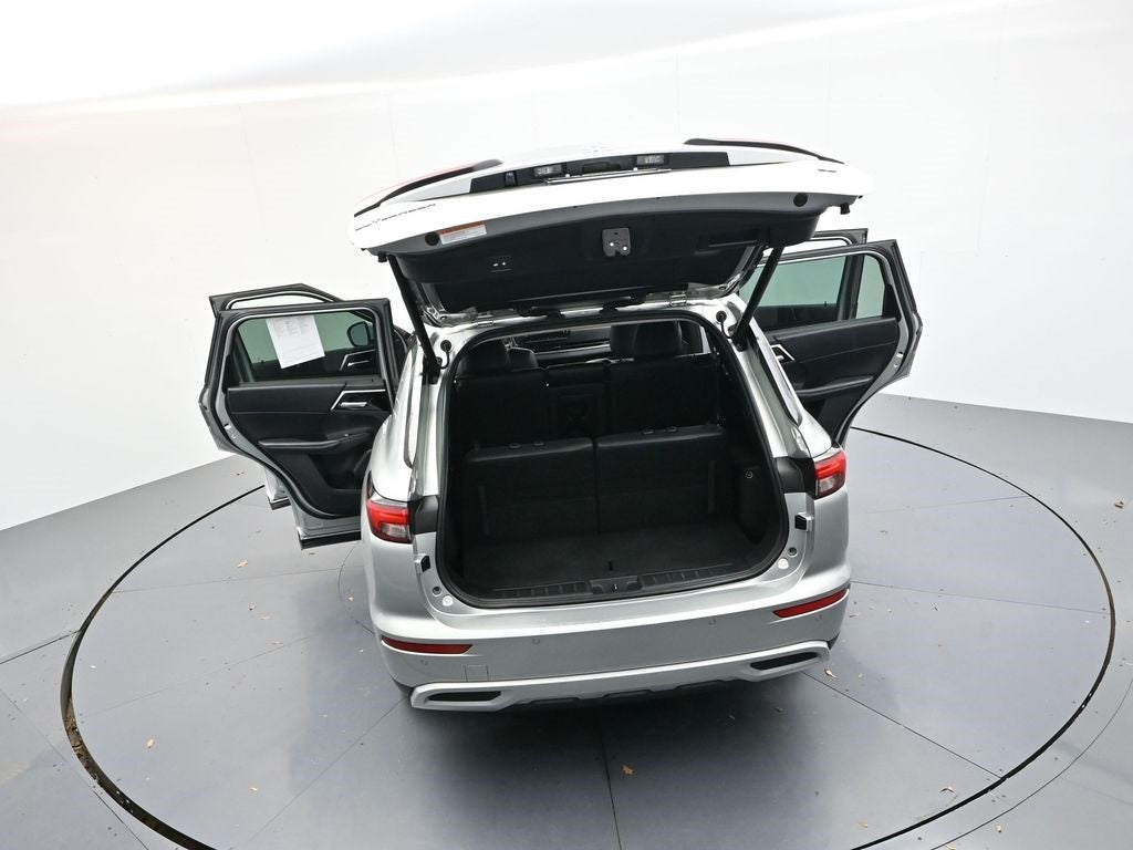 2022 Mitsubishi Outlander SE