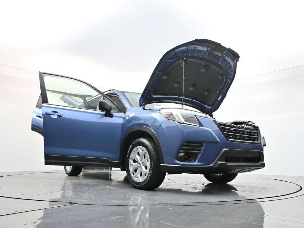 2023 Subaru Forester Base
