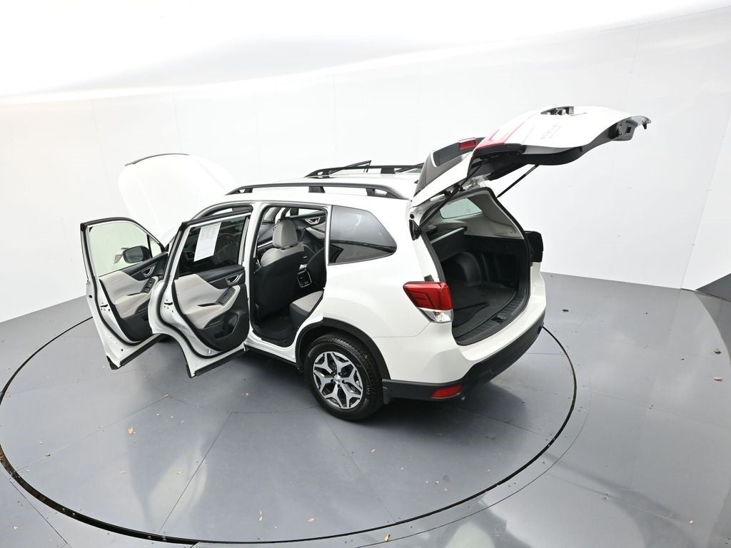 2024 Subaru Forester Premium