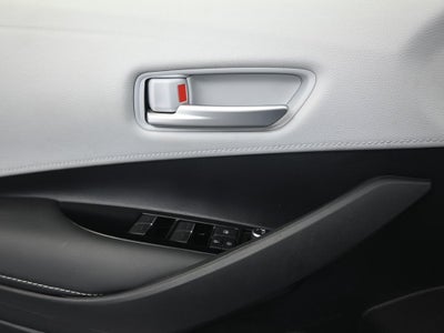 2021 Toyota Corolla Hatchback SE