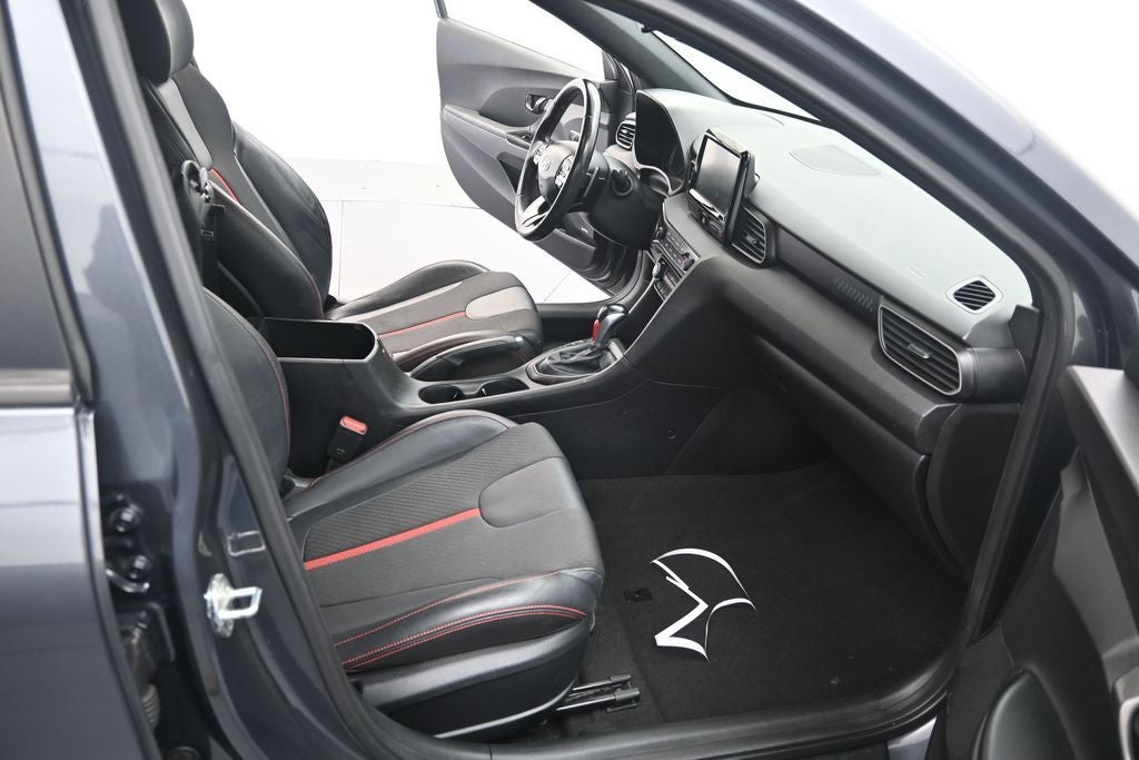 2020 Hyundai Veloster Turbo