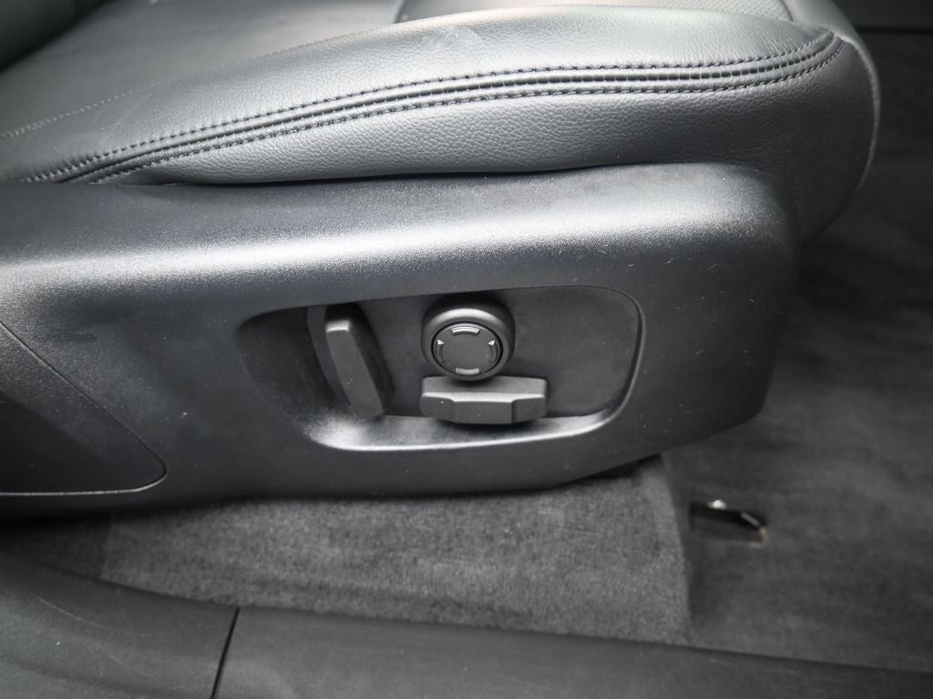 2024 Land Rover Range Rover Velar Dynamic SE