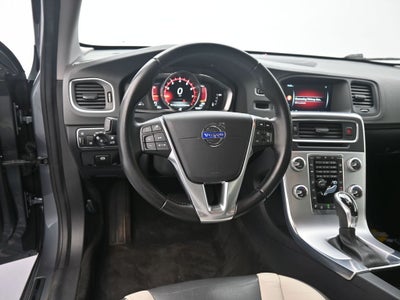 2017 Volvo S60 Cross Country T5