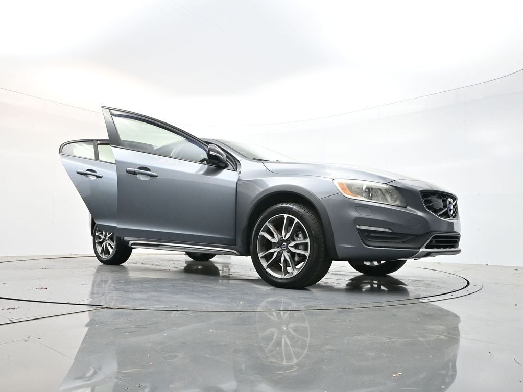 2017 Volvo S60 Cross Country T5