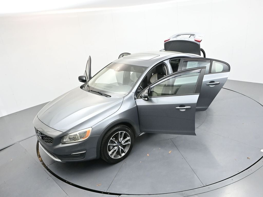 2017 Volvo S60 Cross Country T5