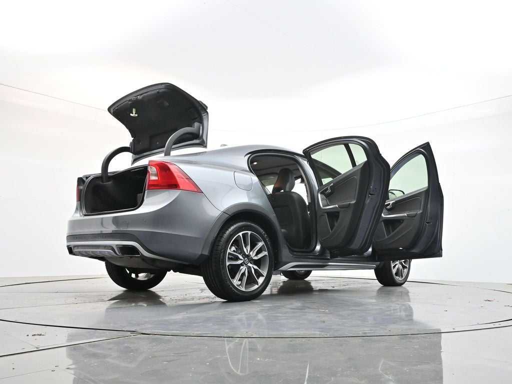 2017 Volvo S60 Cross Country T5