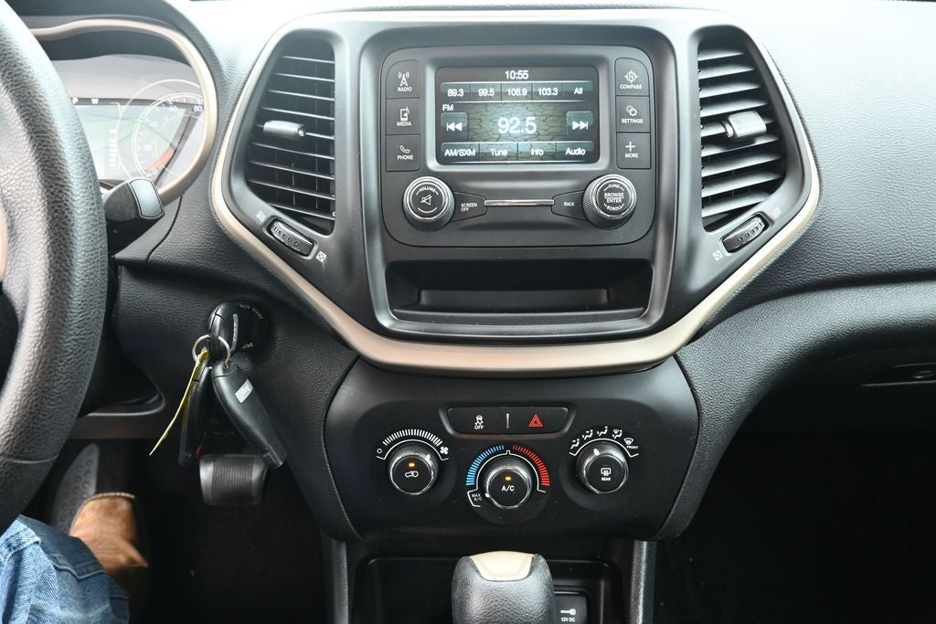 2015 Jeep Cherokee Sport